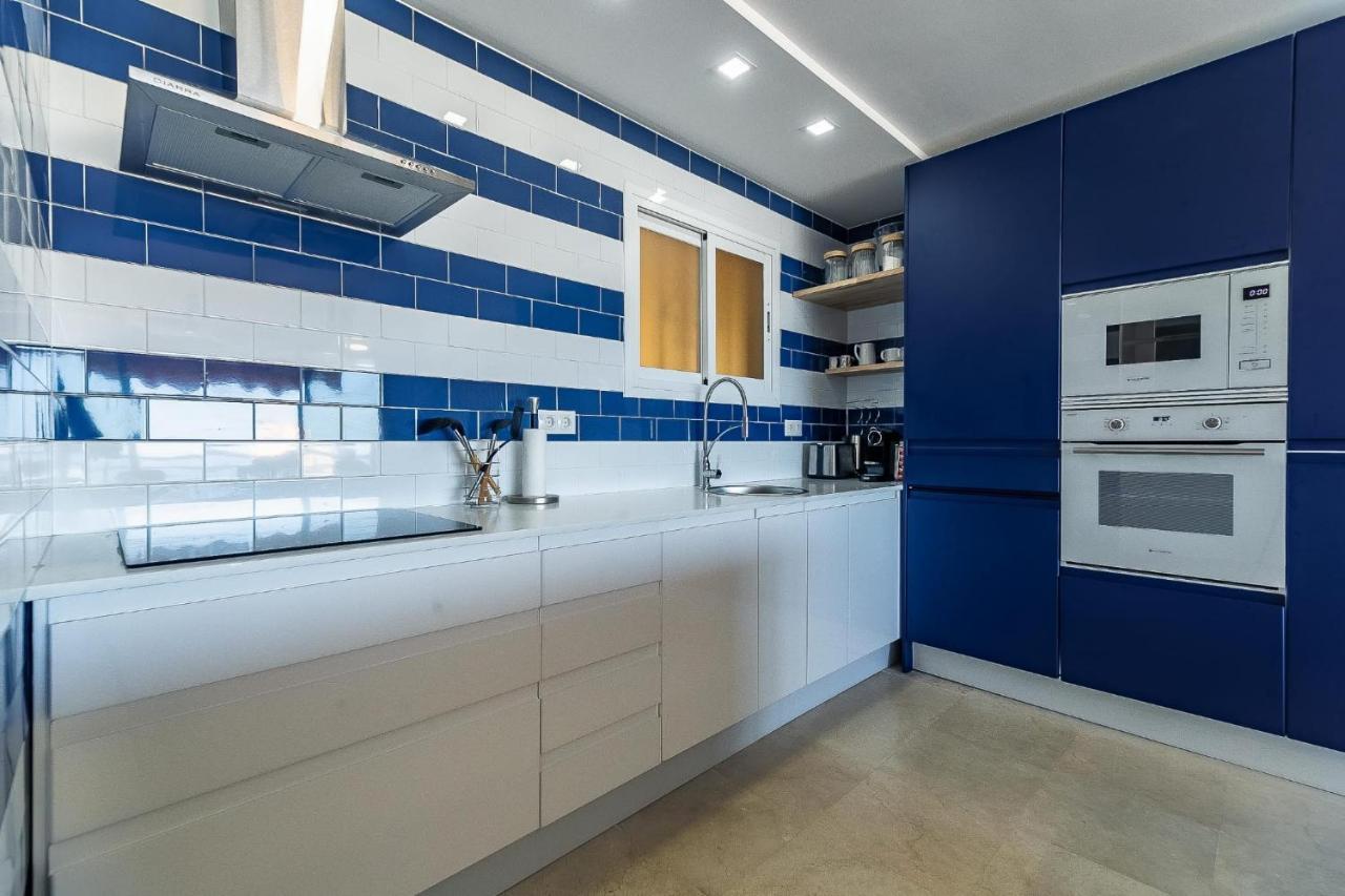 Vistas Azules -- Remodeled, Large Terrace, Spectacular Ocean Views And Beach Level Access Torremolinos Zewnętrze zdjęcie